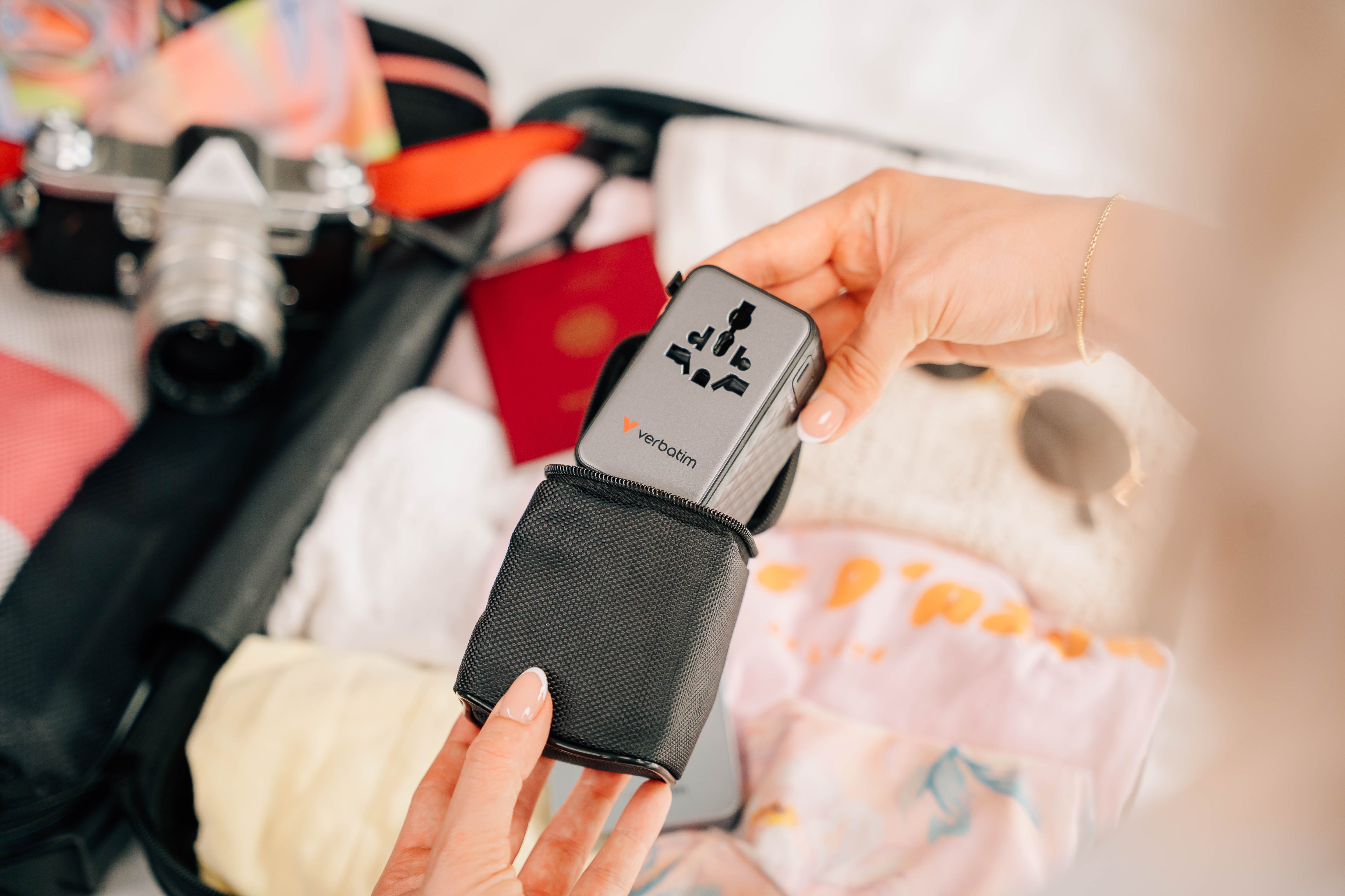 Charge ´n´ Travel 170W Universal Travel