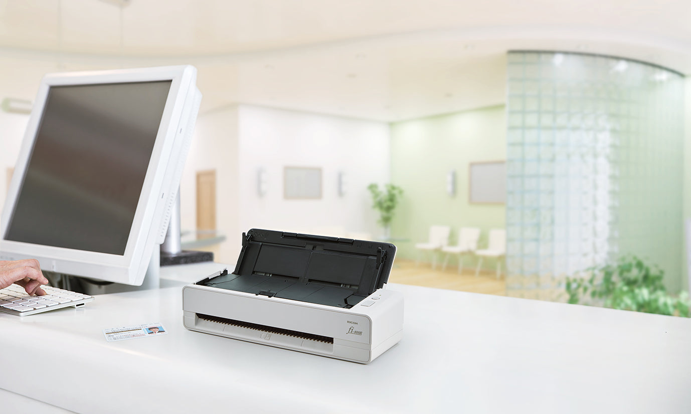 RICOH FI-800R scanner A4 USB 3.0 40ppm 30pages ADF PaperStream IP TWAIN ISIS PassportScan ScanSnap Manager