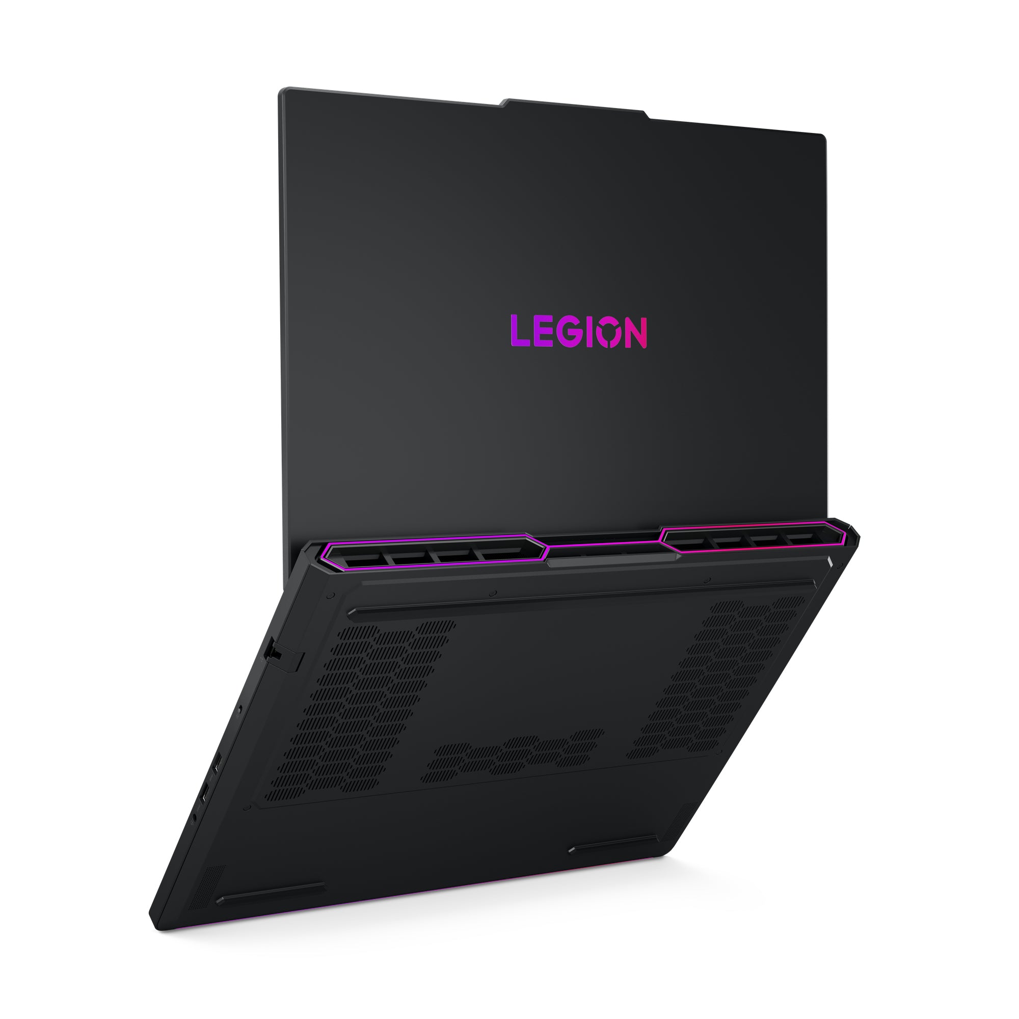 Legion Pro 7 16IAX10H