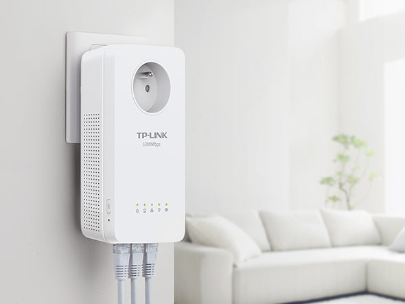 AV1200 Gigabit Passthrough Powerline