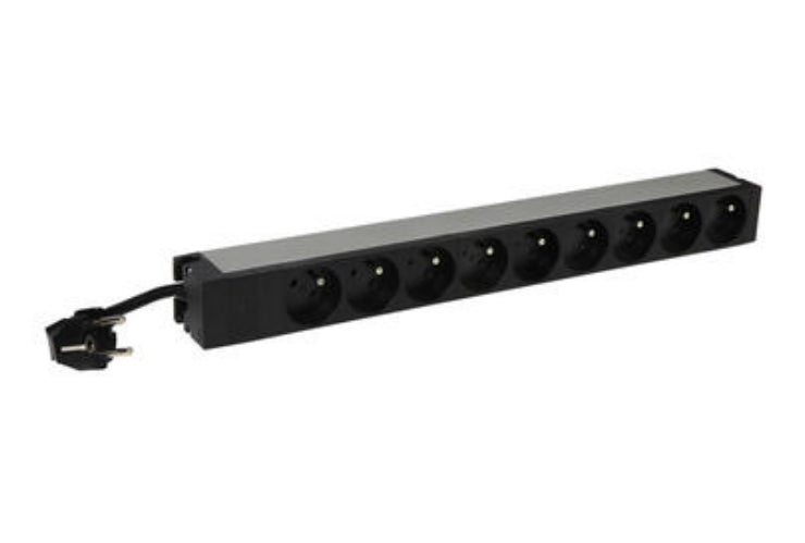 LEGRAND MULTIPRISE 19" 1U 9 PRISES AVEC VOYANT