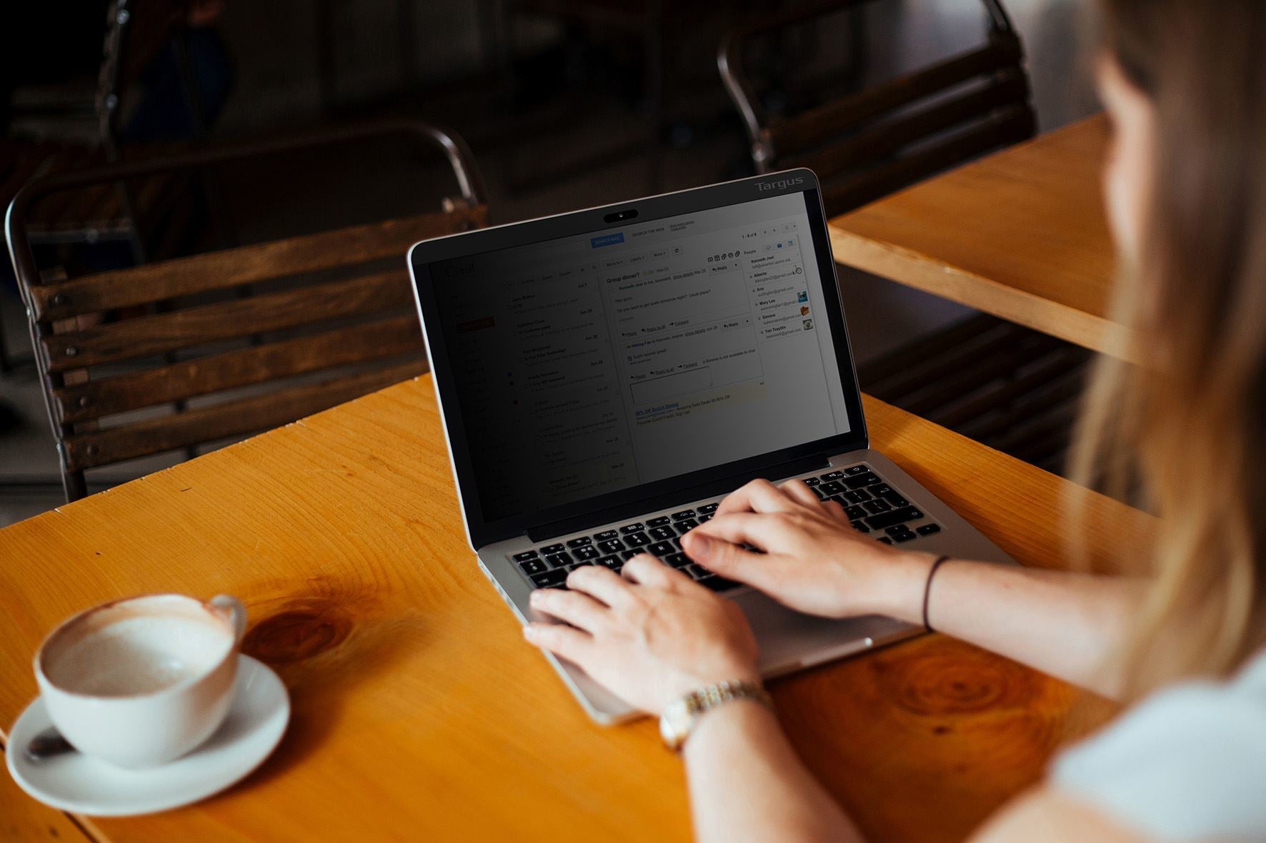 TARGUS Filtre de confidentialité magnétique pour MacBook 12"