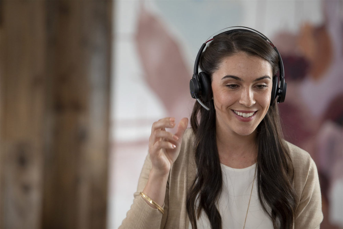 POLY Voyager Focus 2 Casque sans fil USB-A/C + stand Retail