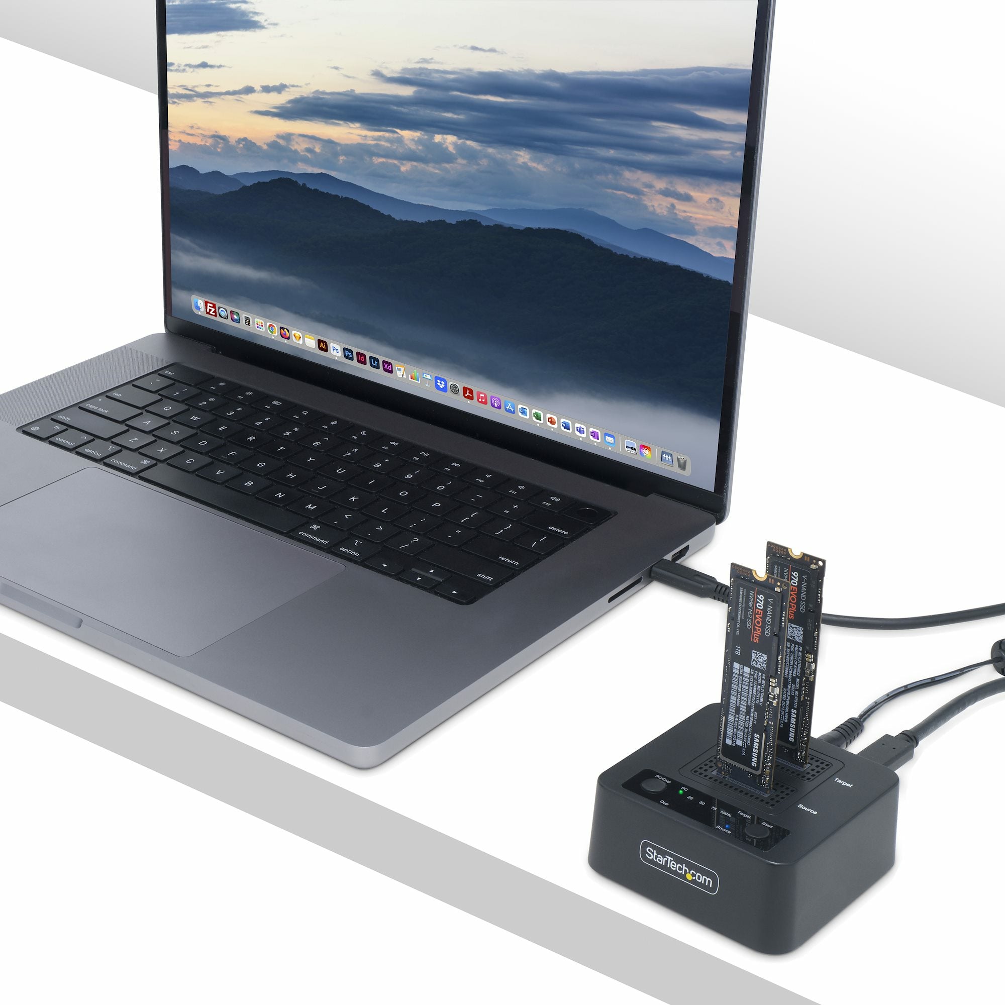 1:1 M.2 NVMe Drive Duplicator Dock