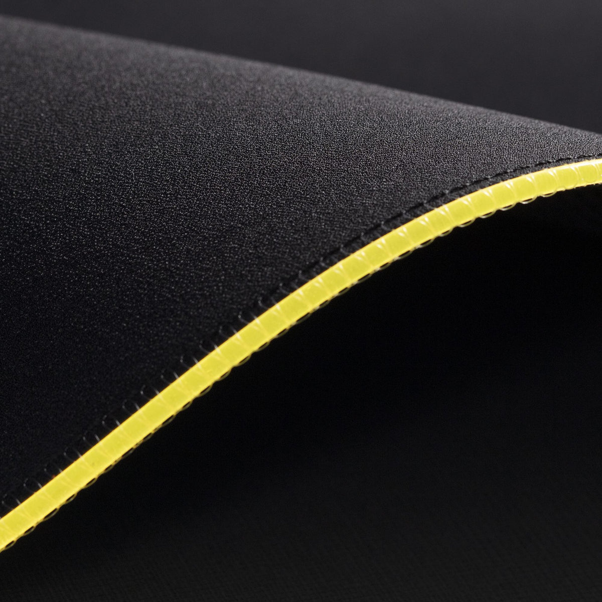 Tapis de souris HyperX Pulsefire Mat - XXL noir (122 cm x 61 cm)