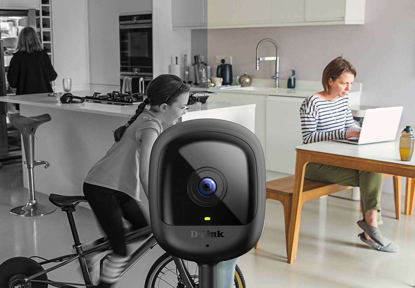 D-LINK Pro Series Compact Full HD Pro Wi-Fi Camera w/Full HD 1080p Resolution Sound & Motion Detection
