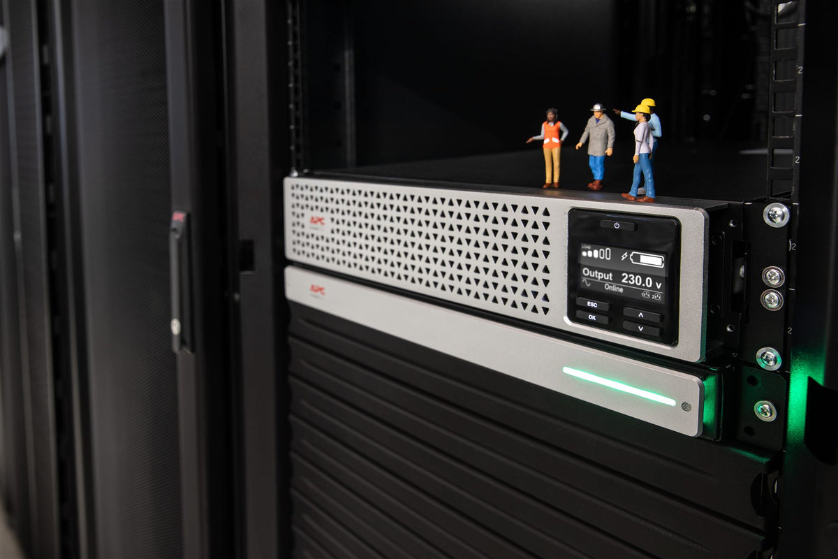 APC Smart-UPS SRT Li-Ion 1500VA RM 230V