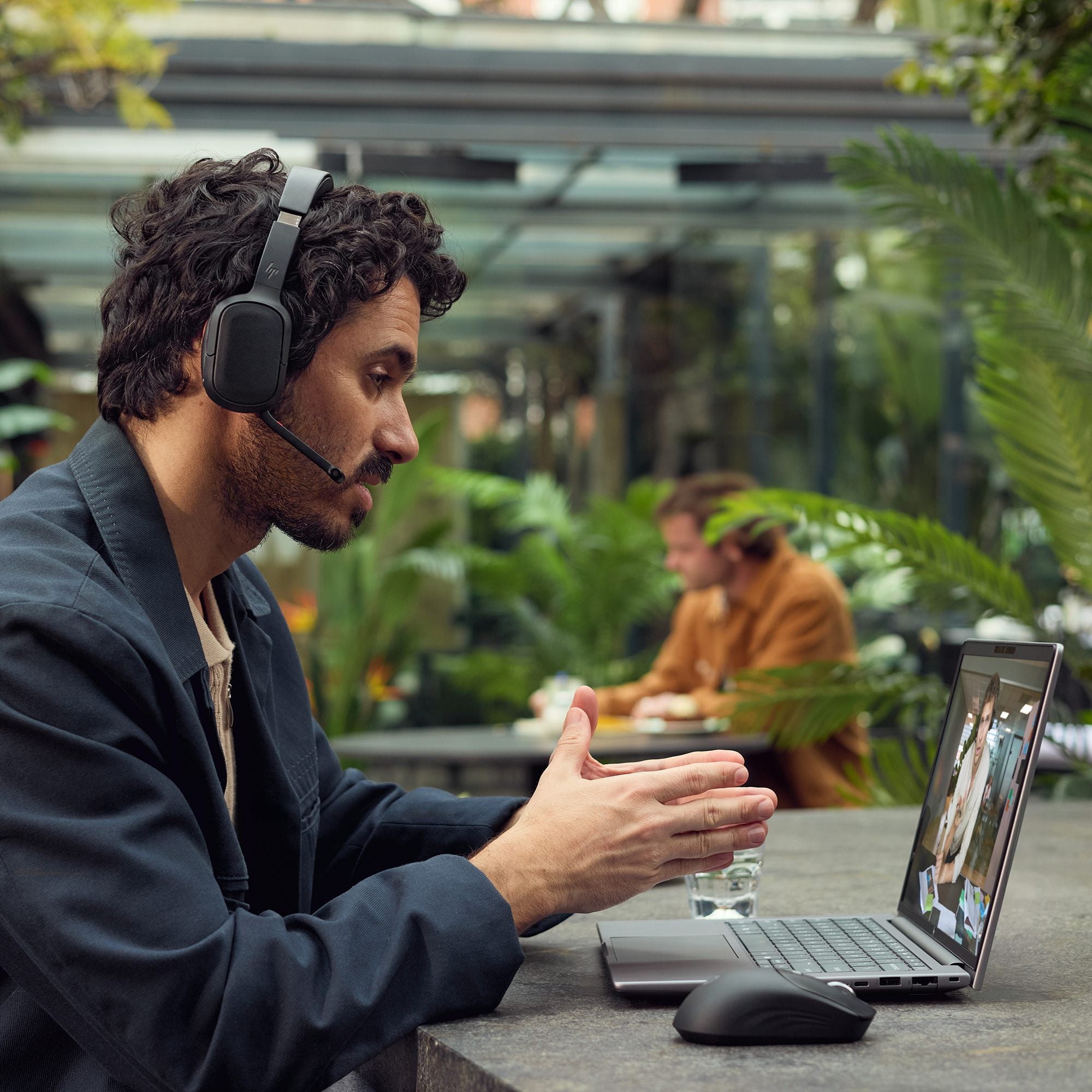 HP Poly Focus 625 Fold Stereo Bluetooth