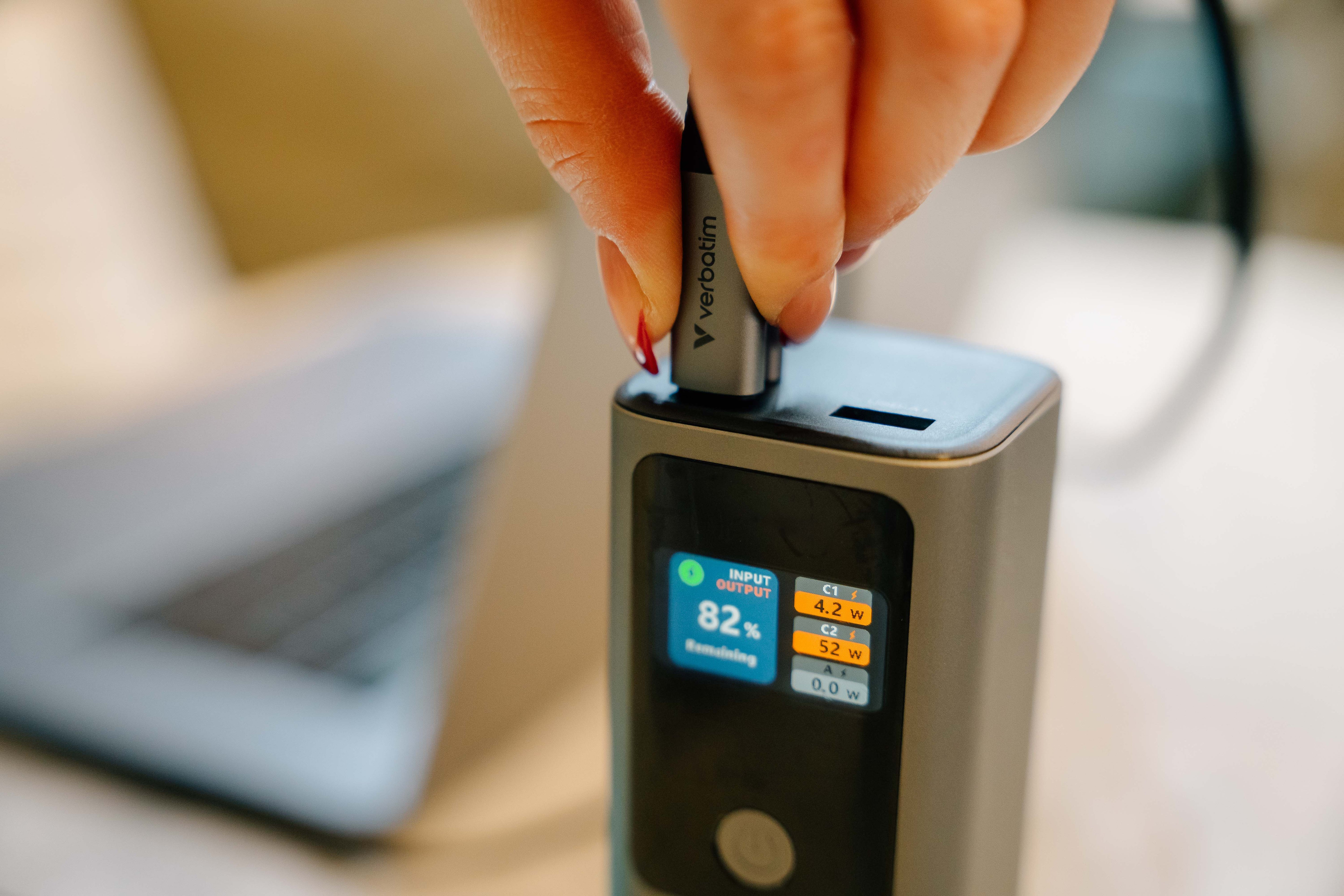 Charge ene Go Power Bank 27000mAh 183W G