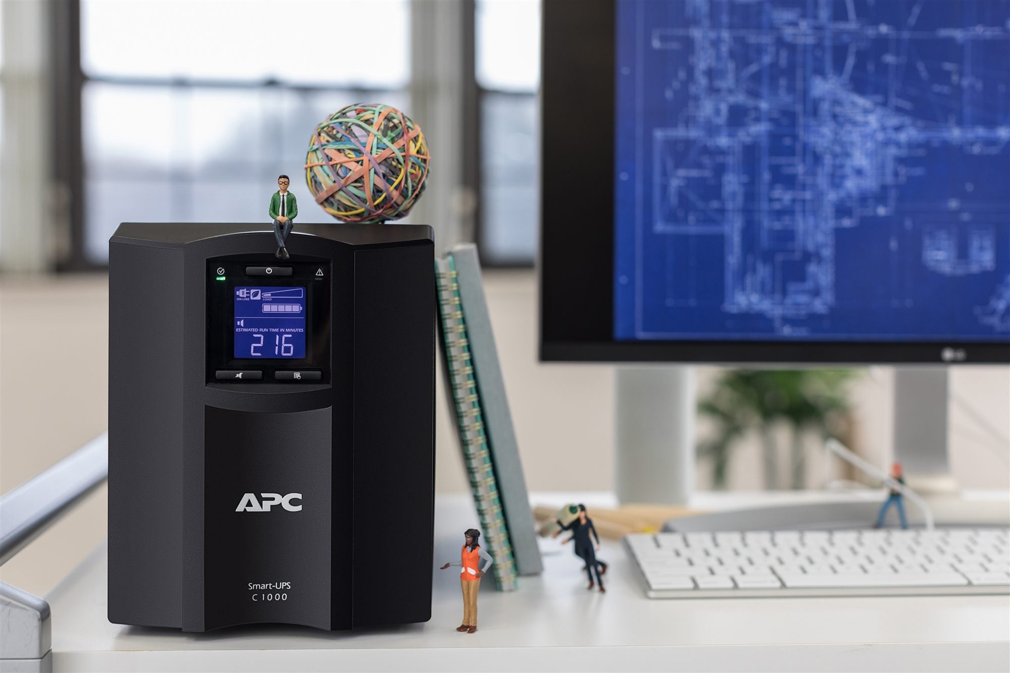 APC Smart-UPS SMC1000IC UPS AC 220/230/240V 600Watt 1000VA USB output connectors 8 Black