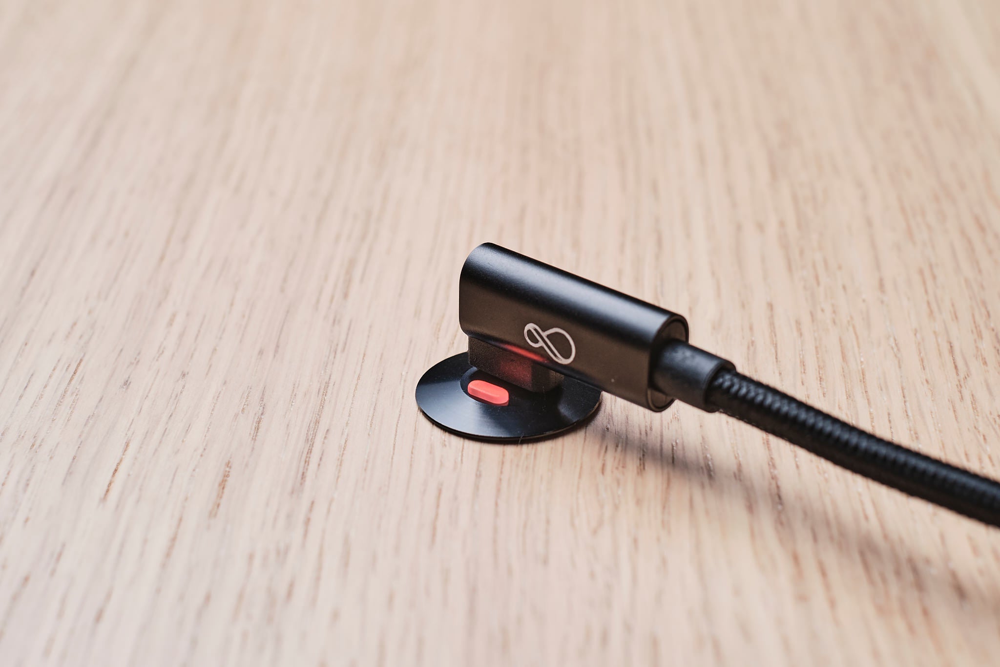 Ochno USB-C-to-C Cable Gen2 angled 0.7m black