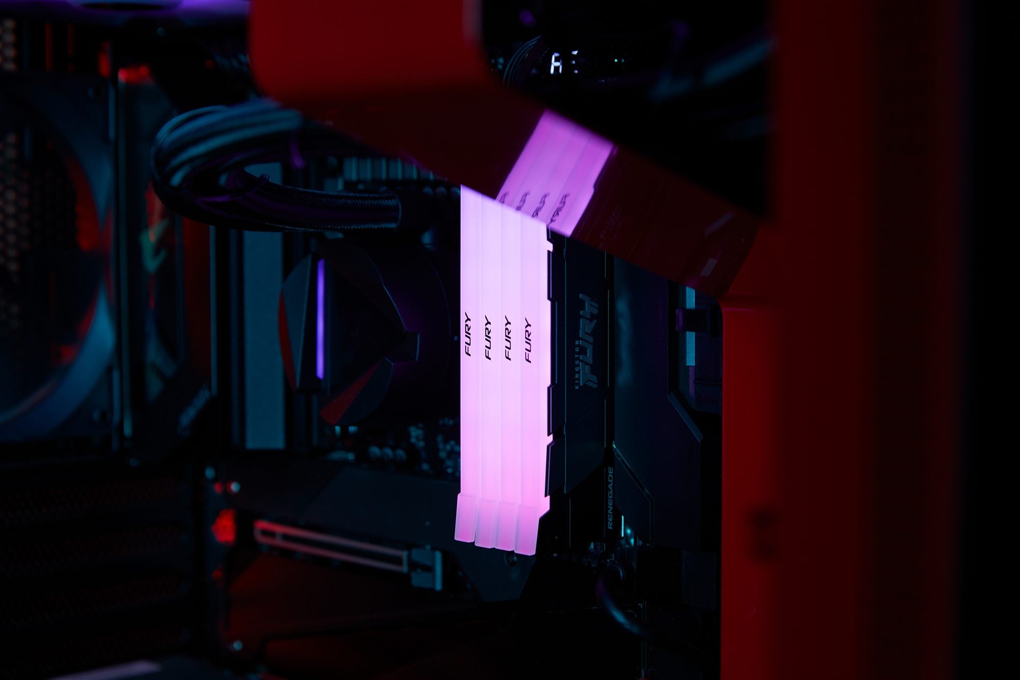 KINGSTON 8Go 4000MT/s DDR4 CL19 DIMM FURY Renegade RGB