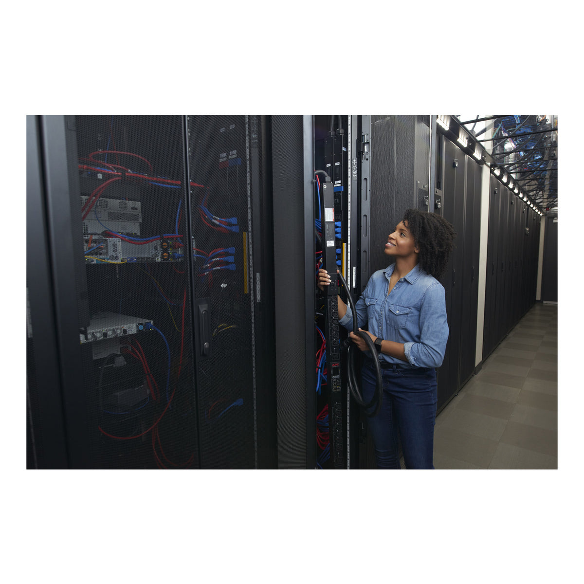 APC Rack PDU 9000 Switched ZeroU 30A