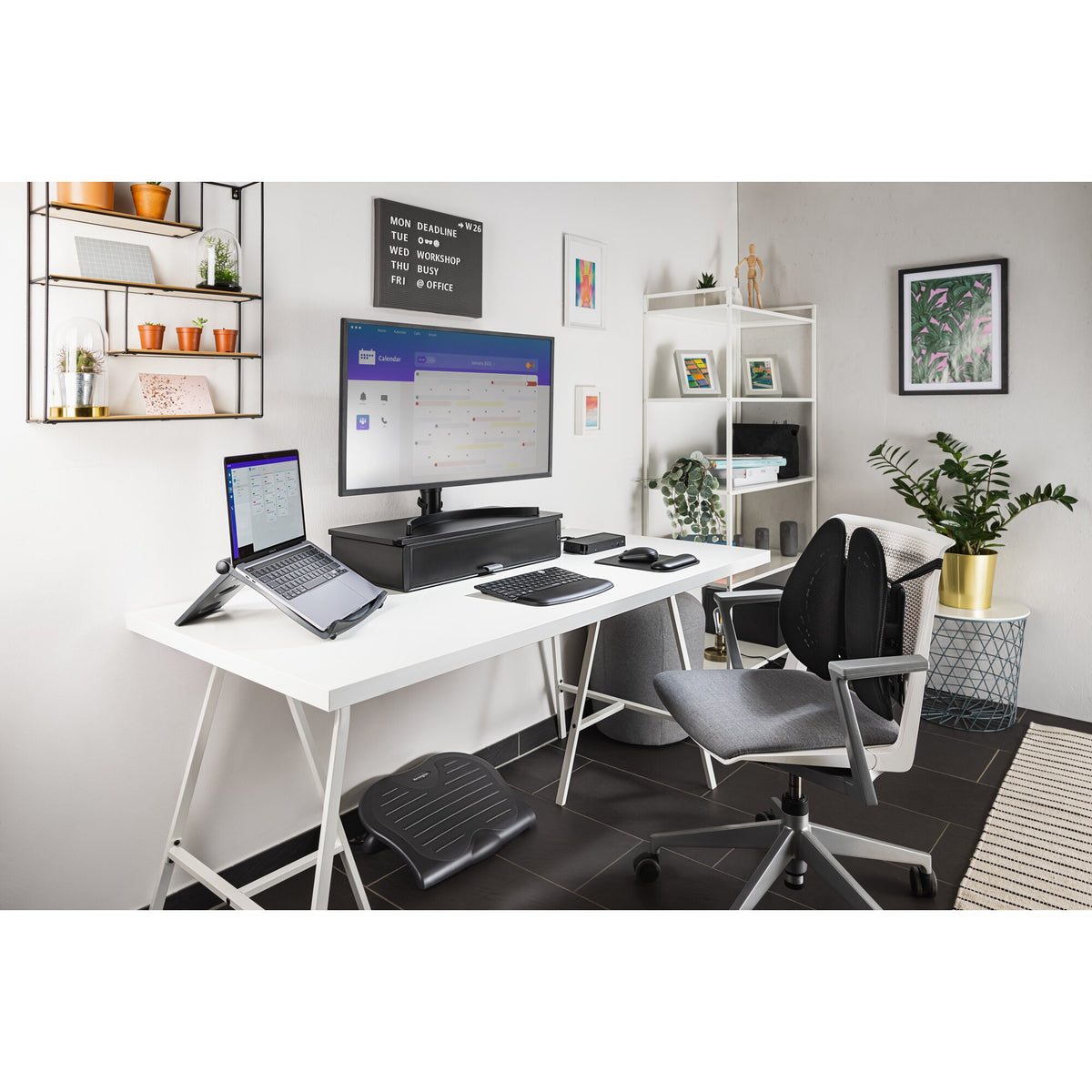 Kensington SmartFit Easy Riser Stand