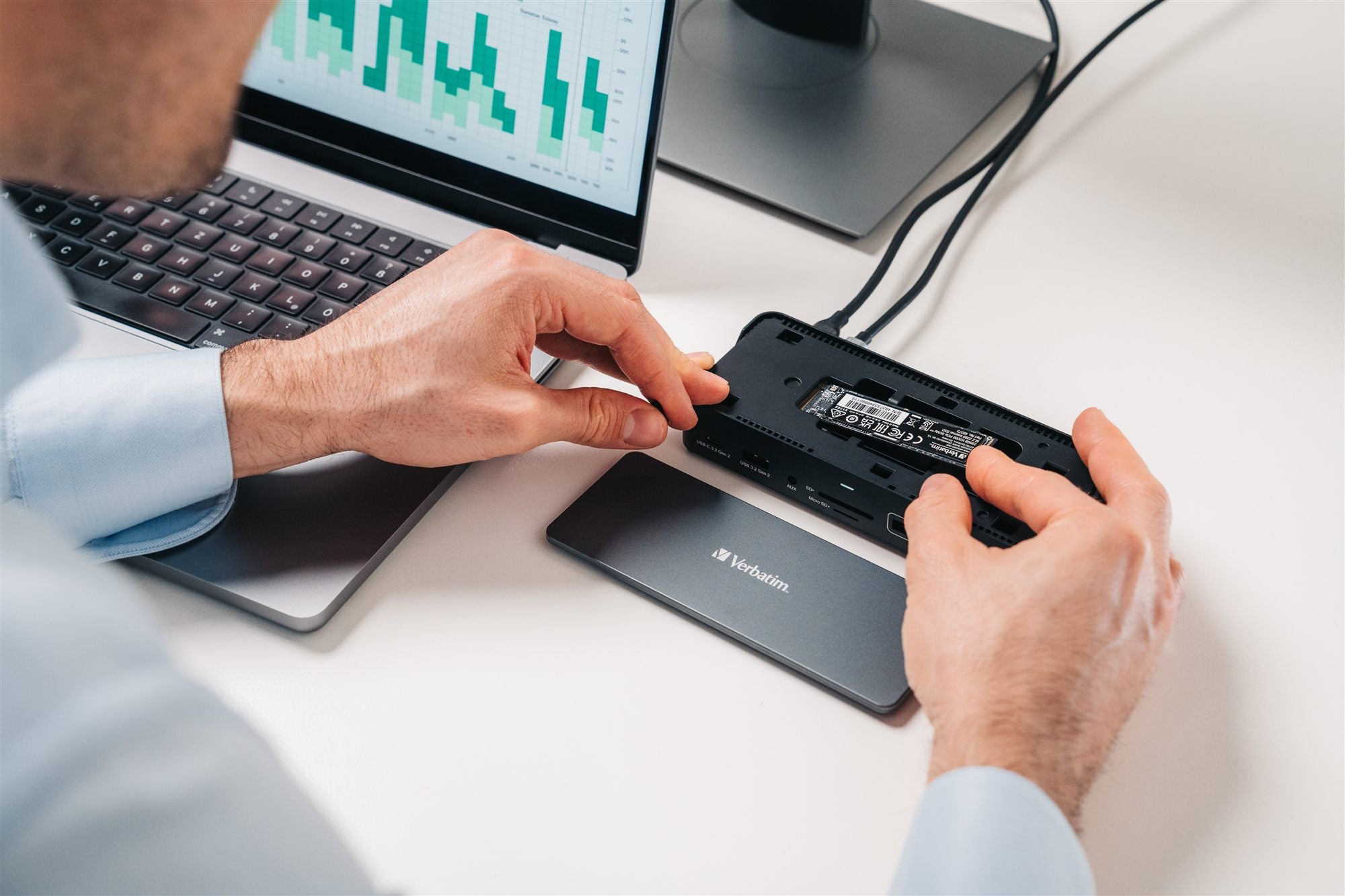 USB-C Pro Docking Station 15 Port with S
