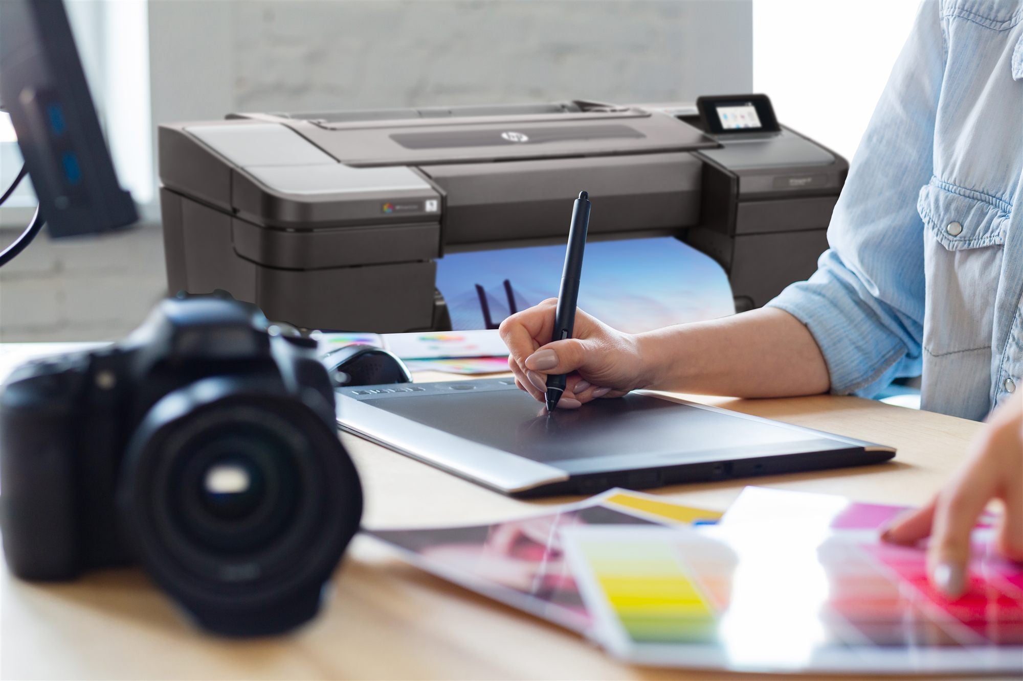 HP DesignJet Z9+dr 44inch PostScript Printer with V-Trimmer
