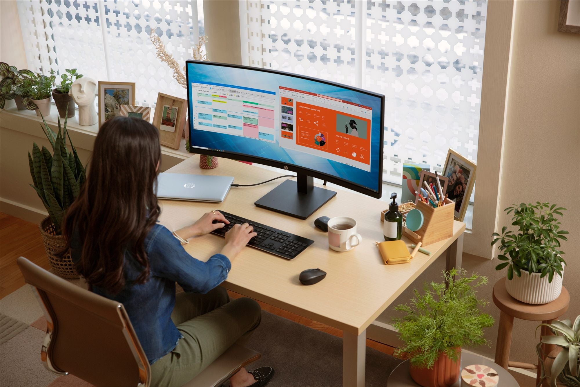 HP Écran incurvé P34hc G4 WQHD 34p WQHD 3440x1440 HDMI USB-C USB port USB hub DisplayPort 3/3/0