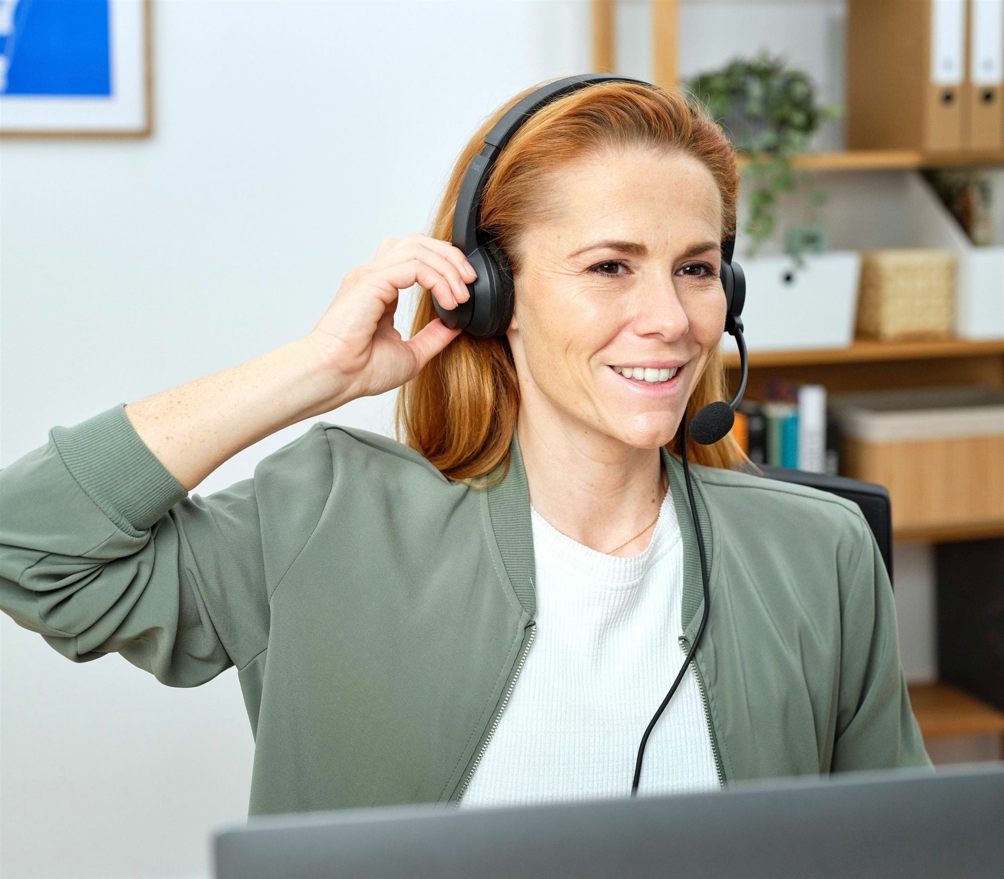 TRUST HS-260 USB - USB C Noise Cancelation On Ear PC Headset ECO
