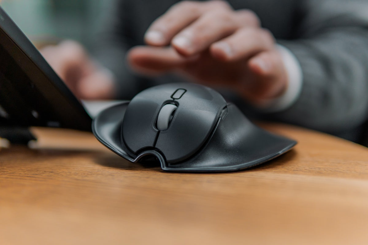 BAKKERELKHUISEN Souris HandshoeMouse Medium sans fil