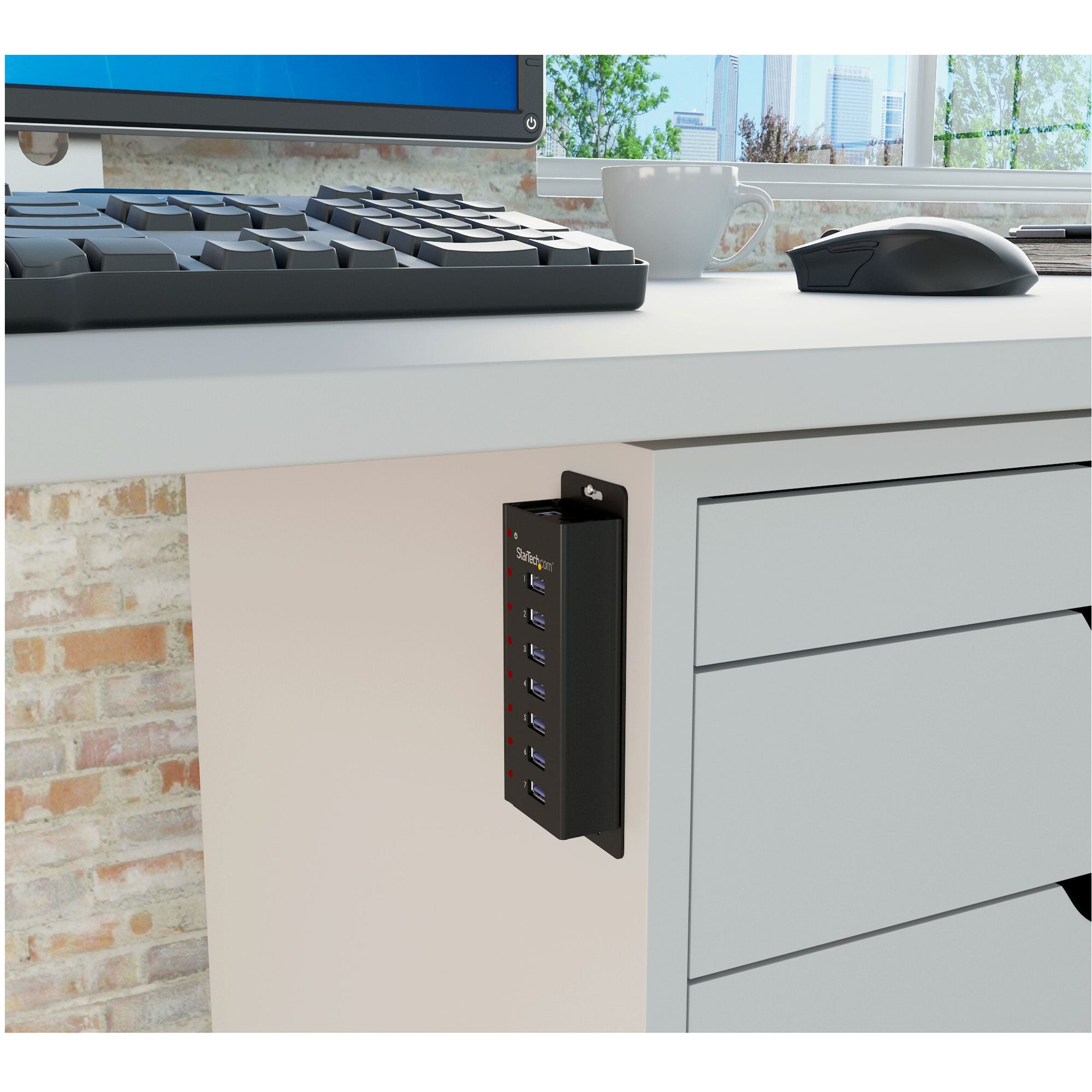 7 Port USB 3.0 Hub - Desktop/Wall-Mount