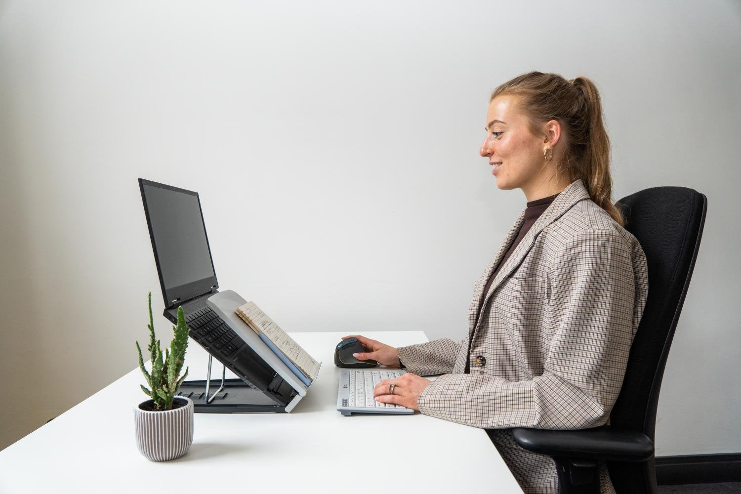BAKKERELKHUISEN Support de PC portable Ergo-Q 330 Circular