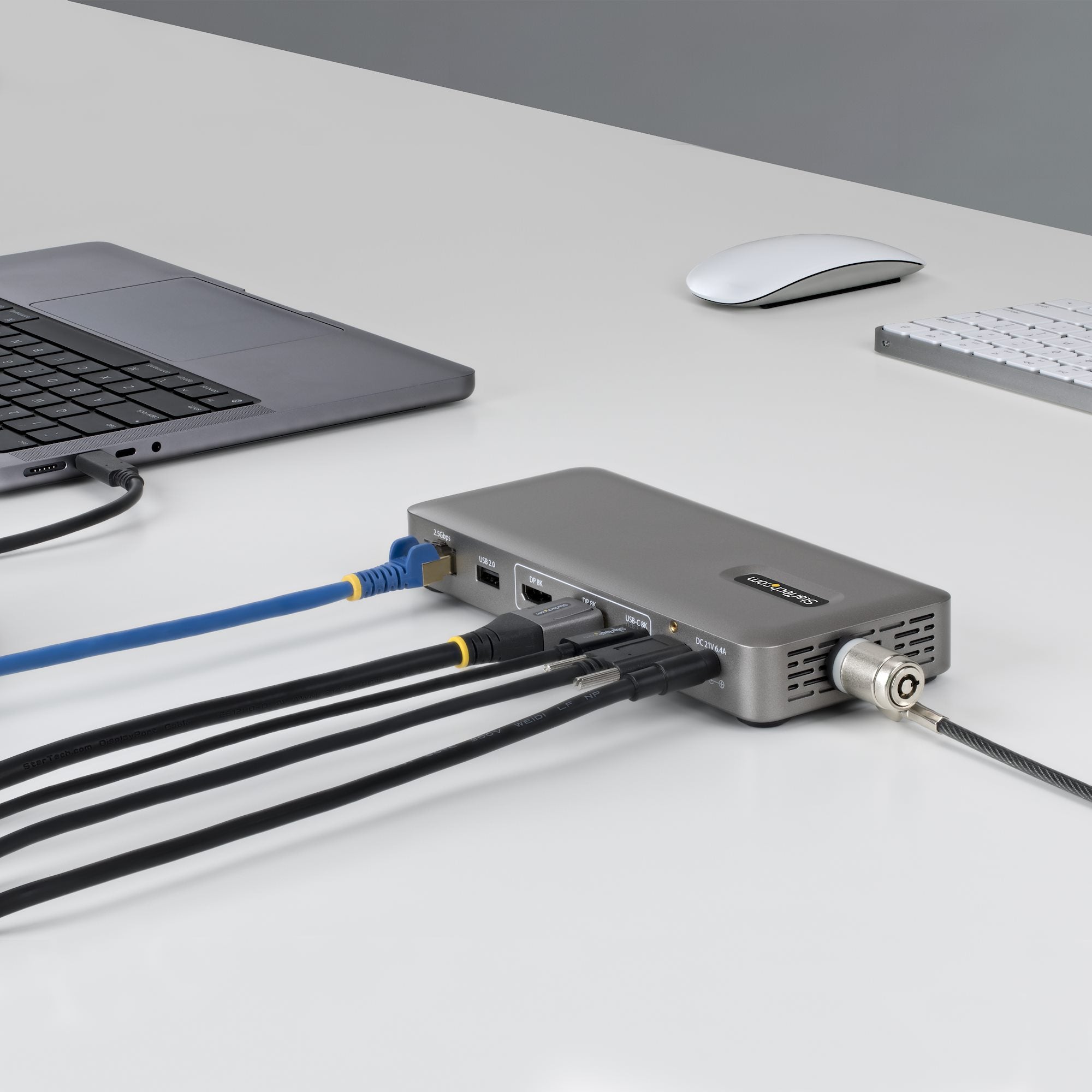 Dual-DP USB4 Dock 100W PD Driverless