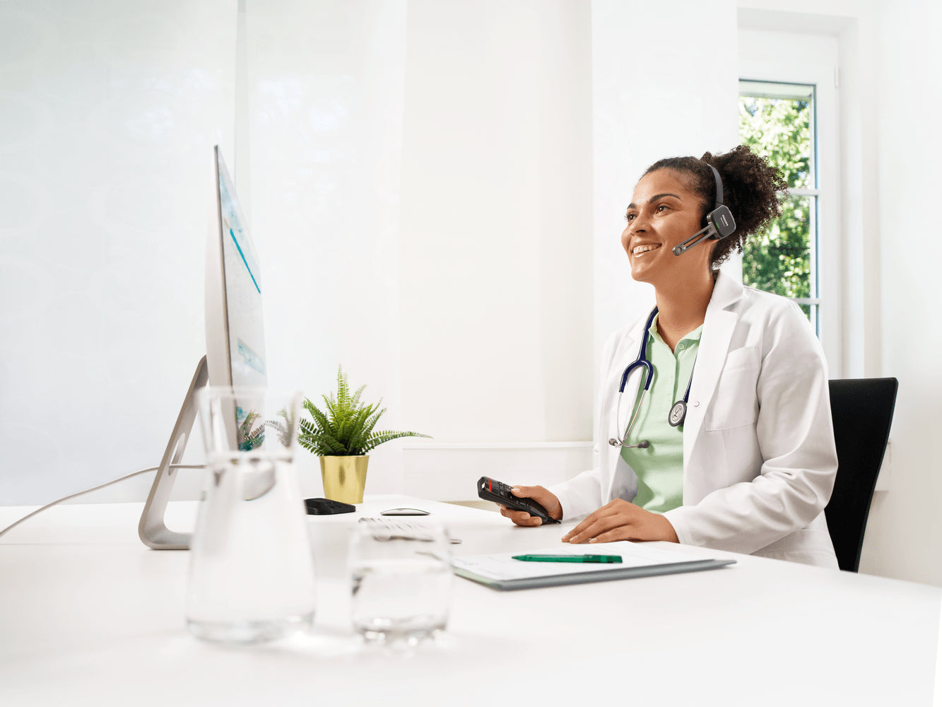 PHILIPS SpeechOne PSM6300 - Micro-casque de dictée sans fil, 8go, Portée max 5m