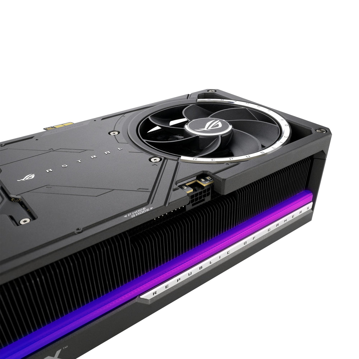 ASUS ROG Astral GeForce RTX 5090 BTF Edition Gaming Graphics Card PCIe 5.0 32Go GDDR7 2xHDMI 2.1 3xDisplayPort 2.1