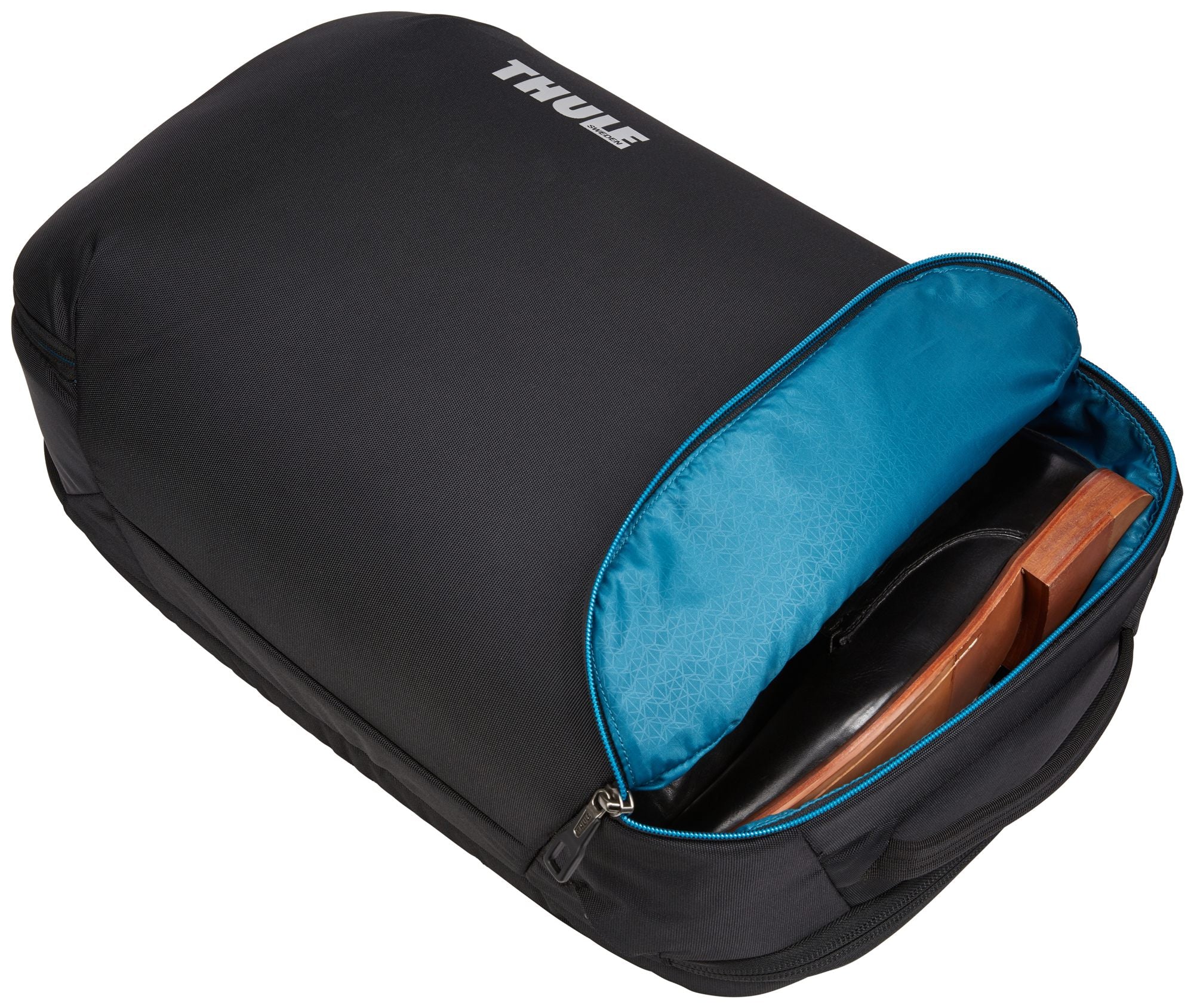 Thule Subterra Convertible Carry On Bk