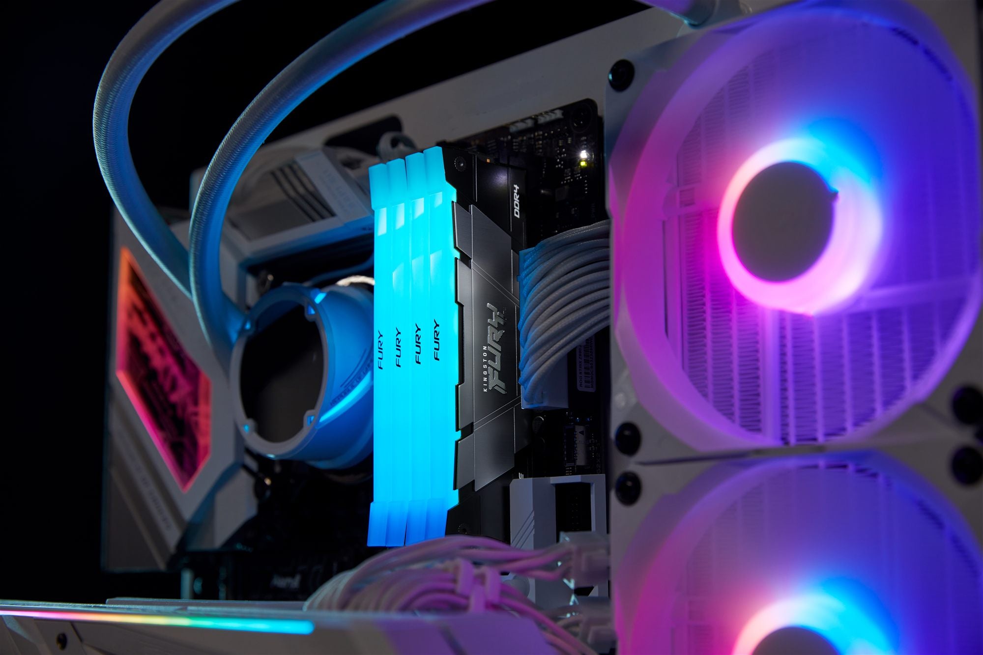 KINGSTON 8Go 4000MT/s DDR4 CL19 DIMM FURY Renegade RGB