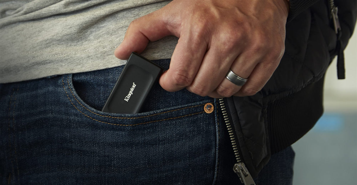 KINGSTON XS1000 1To SSD Pocket-Sized USB 3.2 Gen 2 External Solid State Drive Up to 1050Mo/s