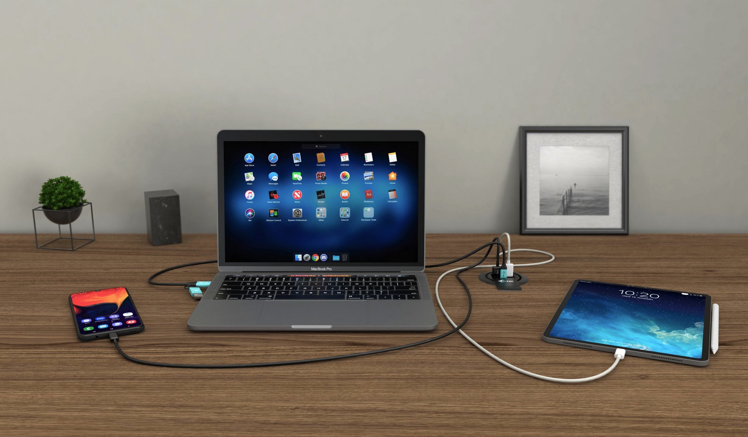 I-TEC Built-in Desktop Fast Charger USB-C PD 3.0 3xUSB 3.0 QC3.0 96W
