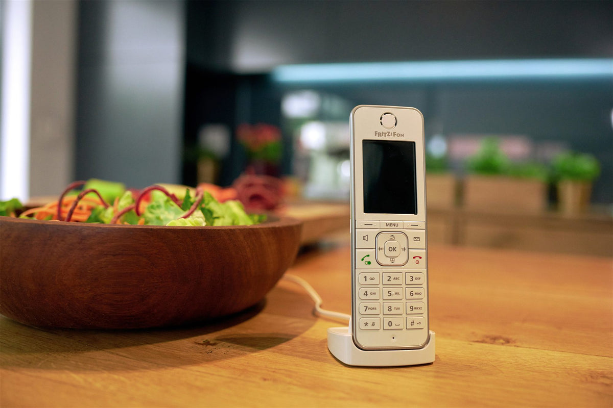 FRITZ!Fon C6 Téléphone DECT Identification de l'appelant Blanc