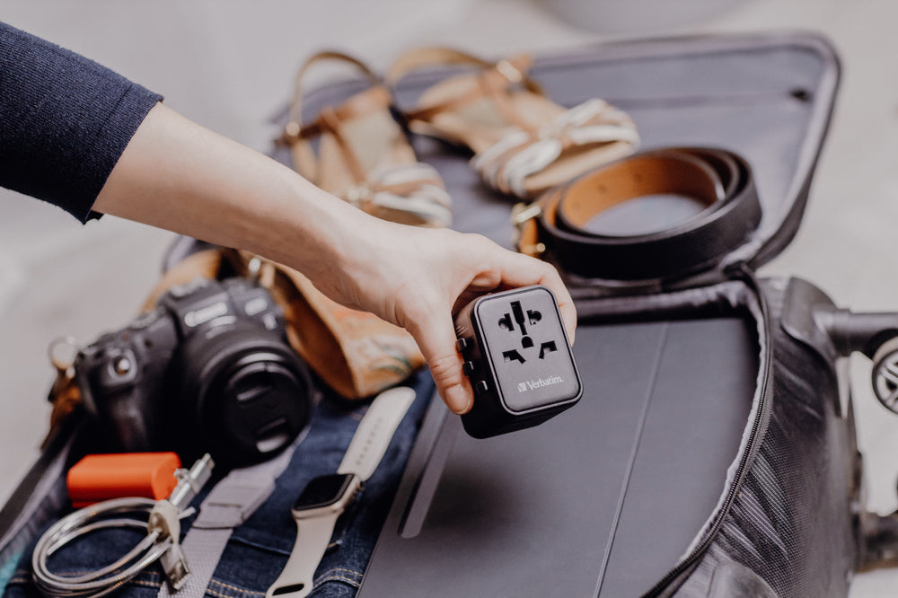 Verbatim Universal Travel Adapter UTA-02