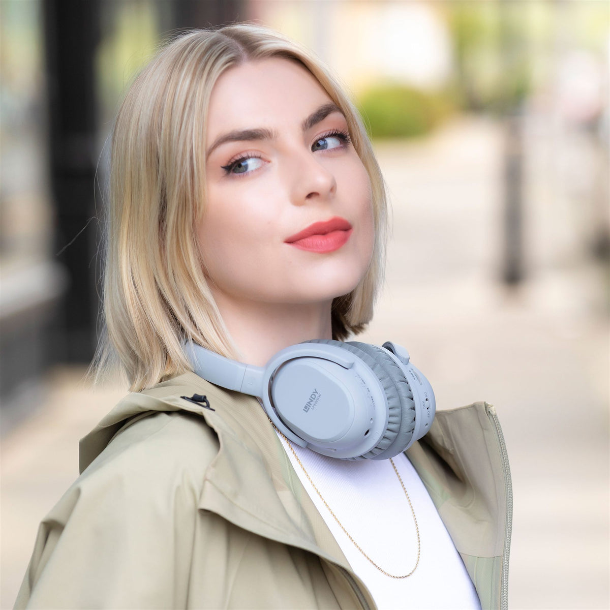 LINDY LH500XW Wireless Active Noise Cancelling Headphone