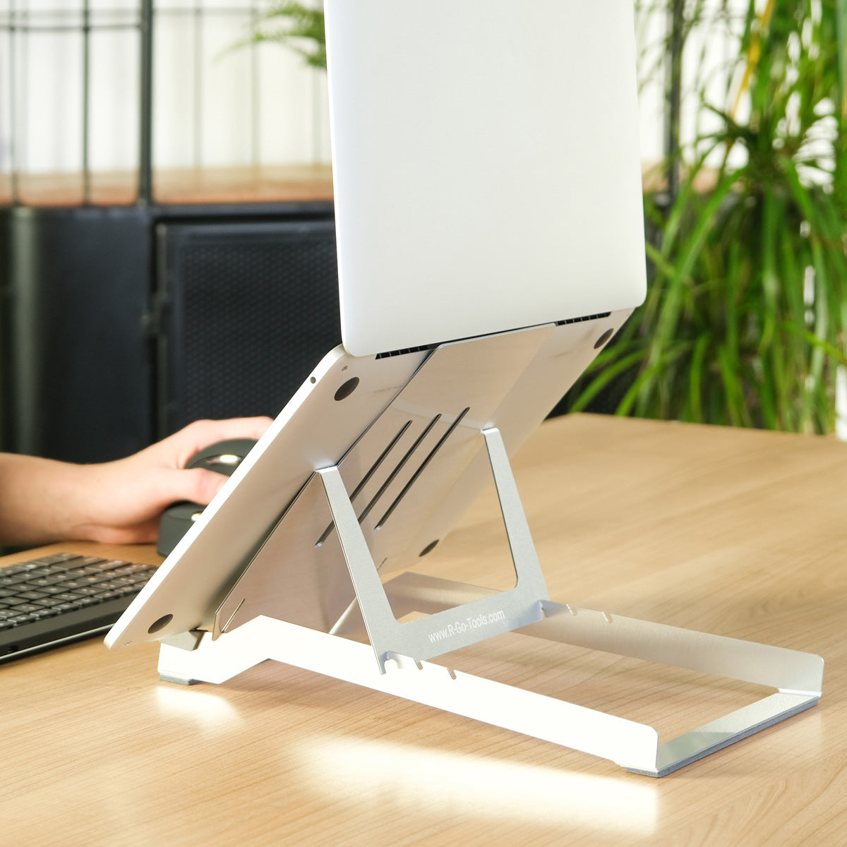 R-GO TOOLS Support pour PC portable Riser Basic, argent