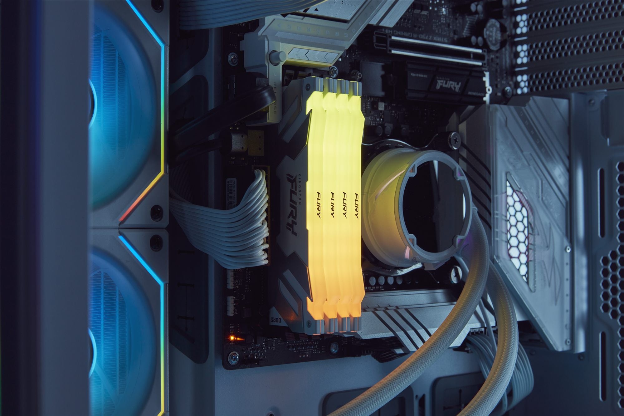 KINGSTON 48Go 6000MT/s DDR5 CL32 DIMM FURY Renegade RGB XMP