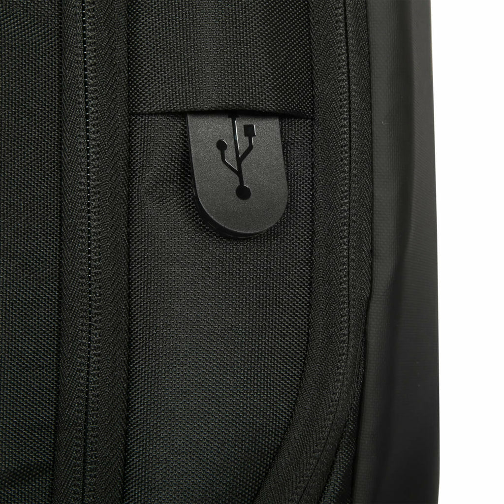 TARGUS Commuter Backpack