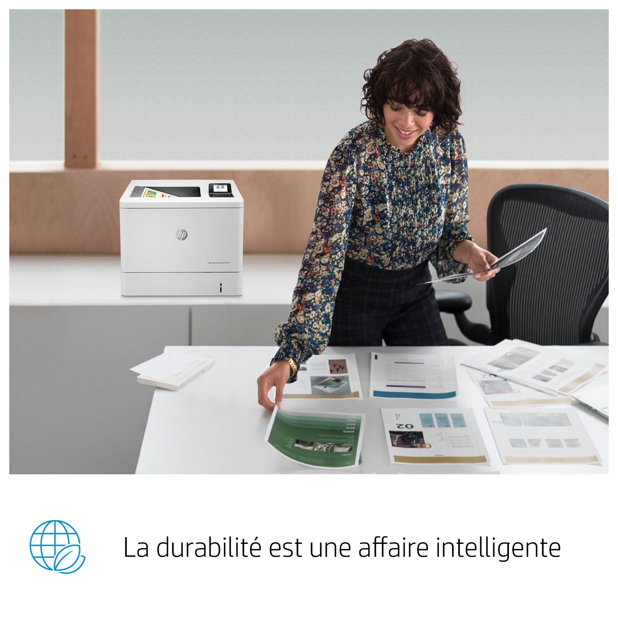 HP Color LaserJet Enterprise M554dn produit neuf emballage abimé A4 color laser USB 33ppm (P)
