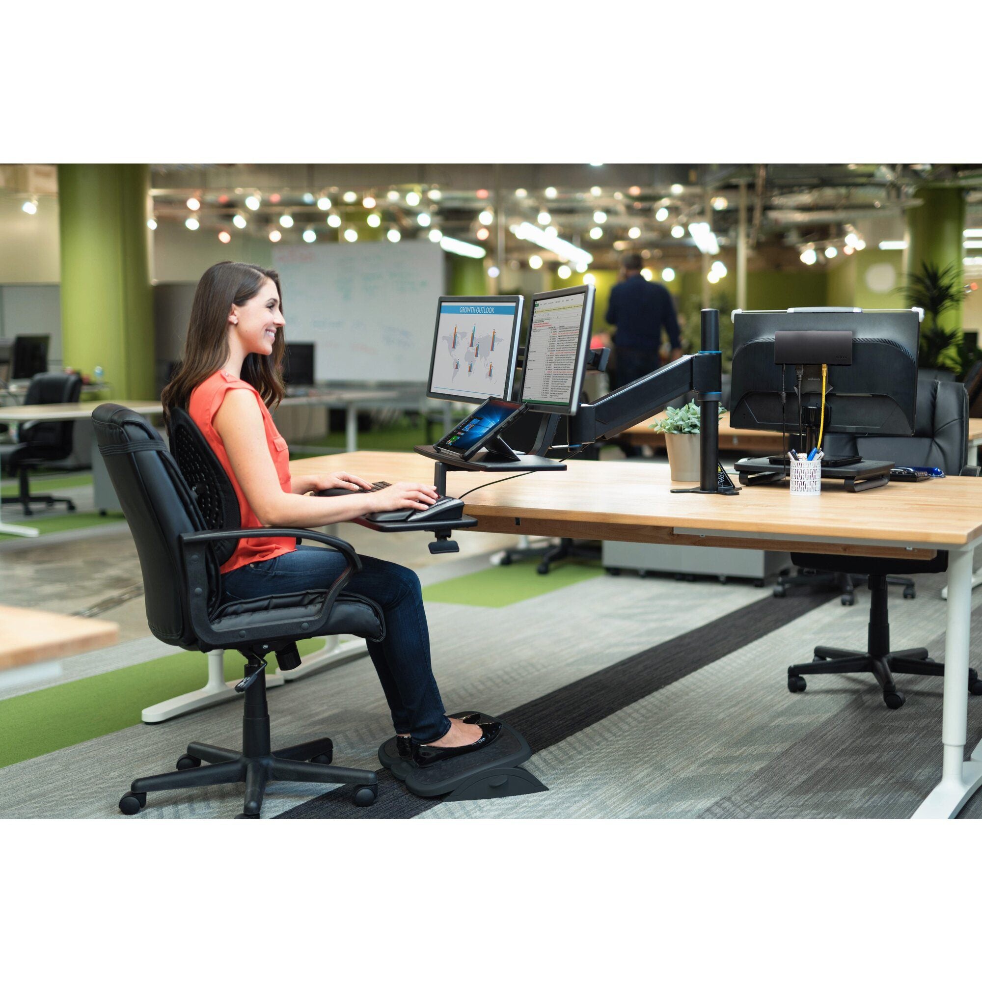 Solemate Plus Foot Rest Black