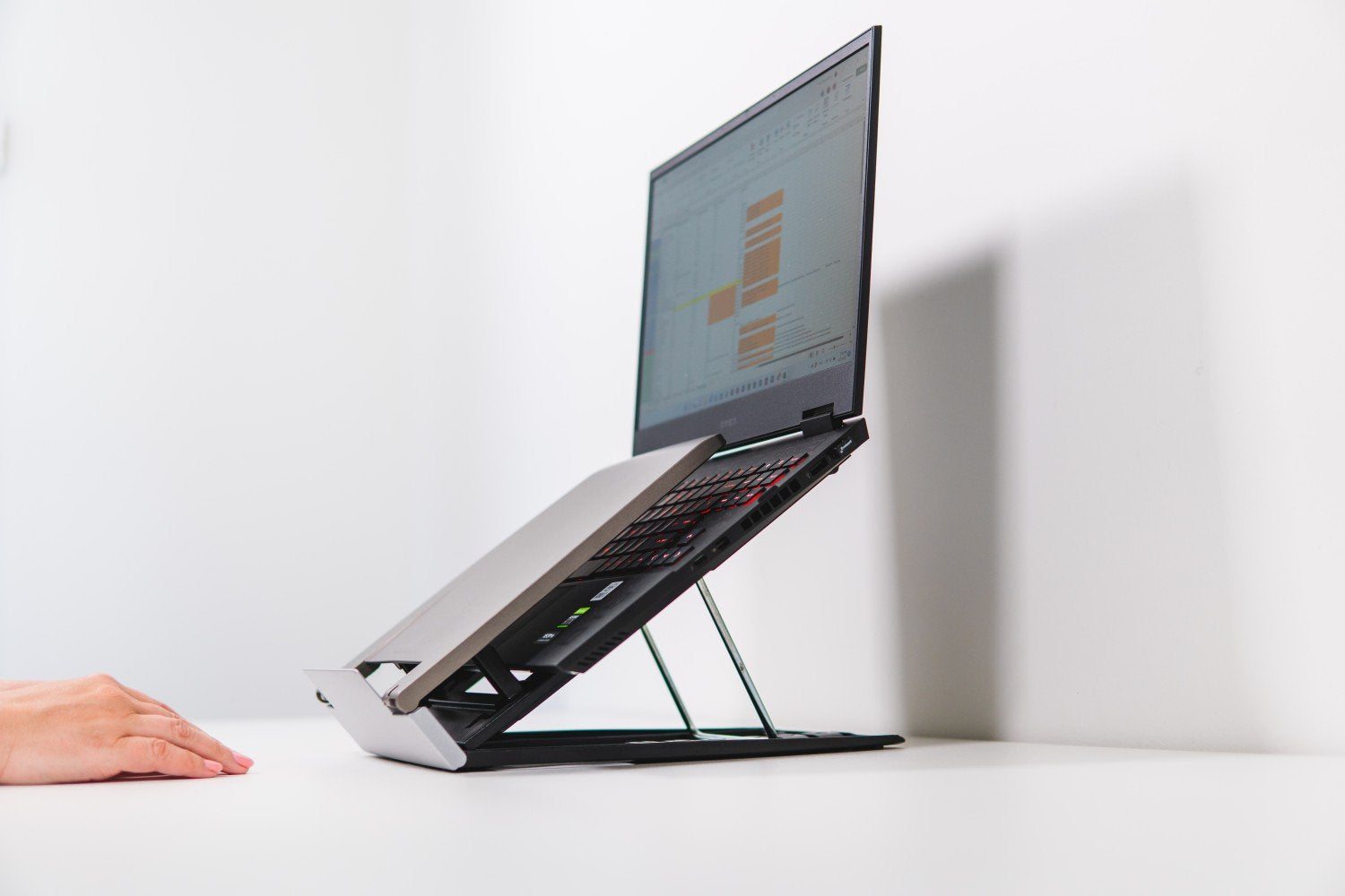BAKKERELKHUISEN Support de PC portable Ergo-Q 330 Circular