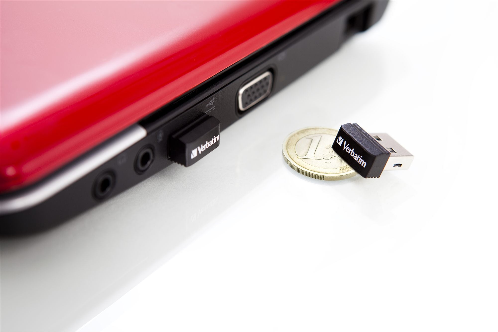 USB Drive 2.0 NANO 32GB Store N Stay