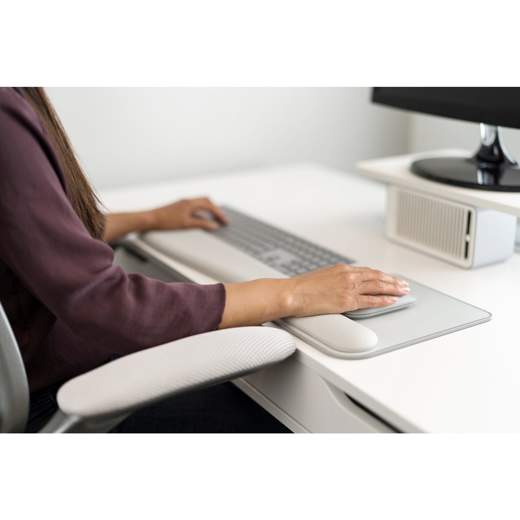 ErgoSoft Mousepad with Wrist Rest