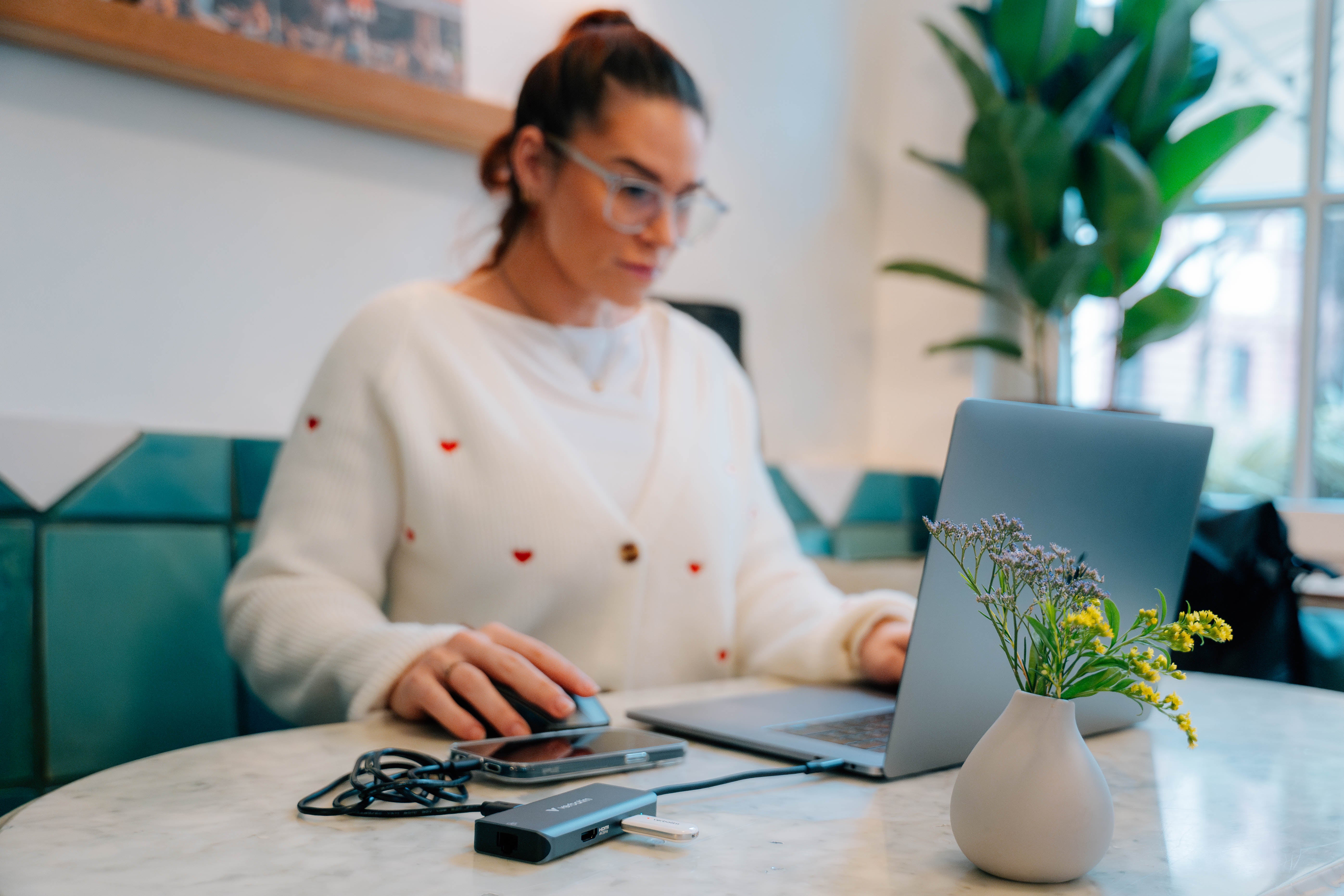 VERBATIM USB-C ESSENTIALS MULTIPORT HUB 6 PORT WITH RJ45 WCF (P)