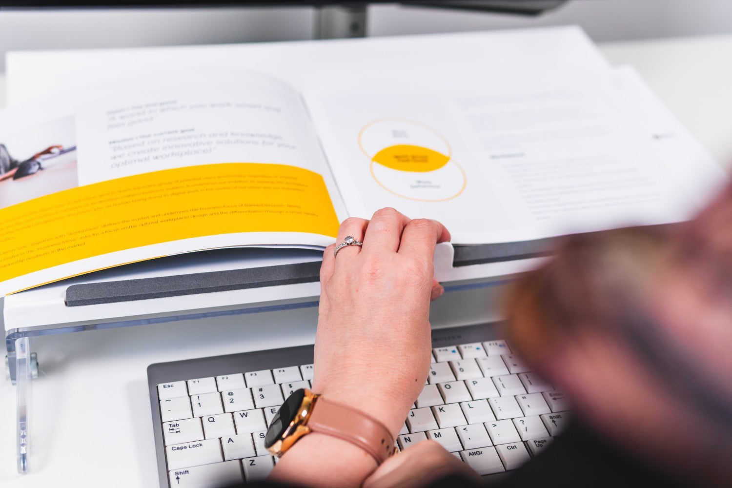 BAKKERELKHUISEN Porte-documents FlexDesk 630