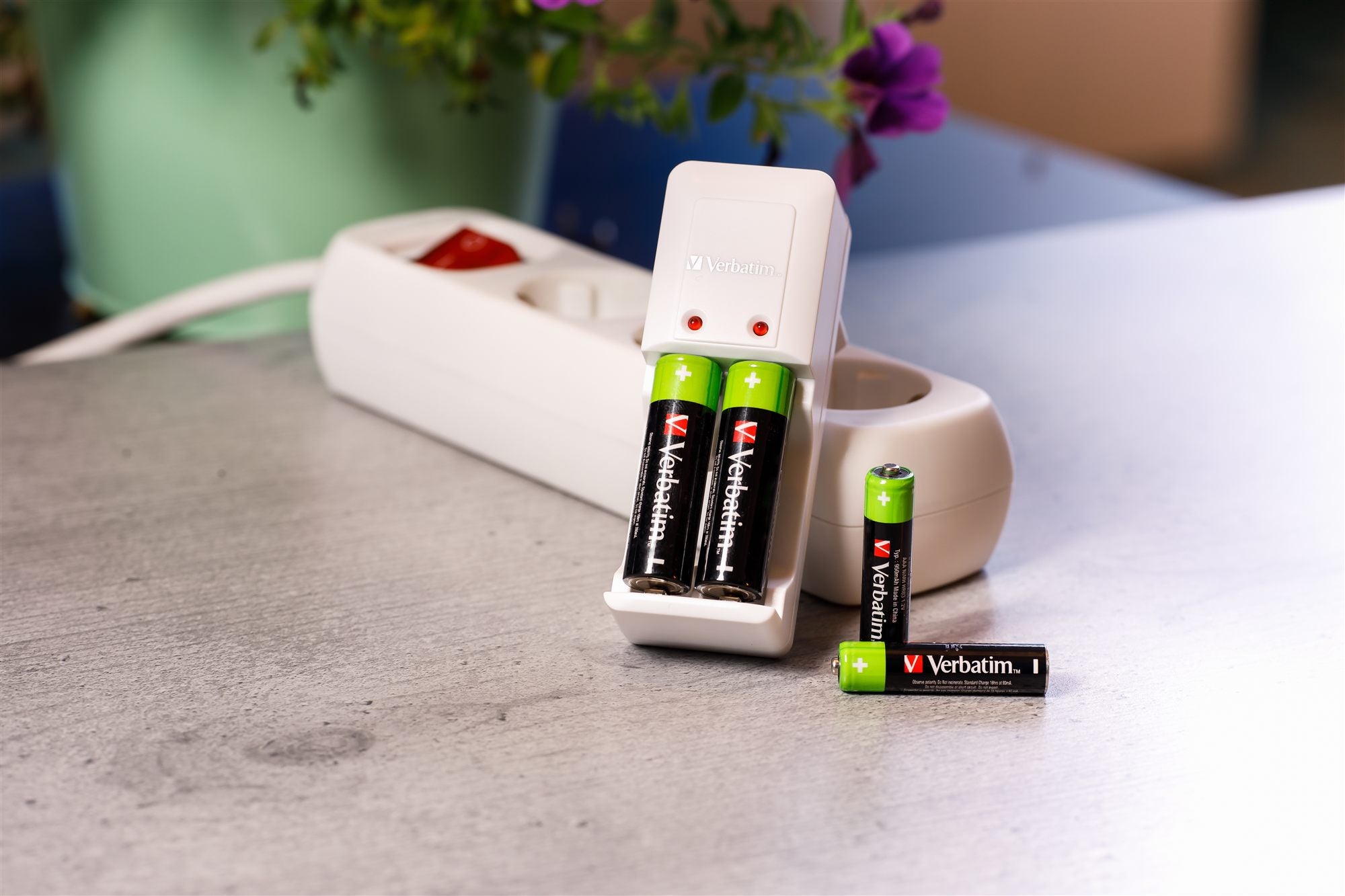 RECHARGEABLE BATTERY AA 4 PACK/HR6