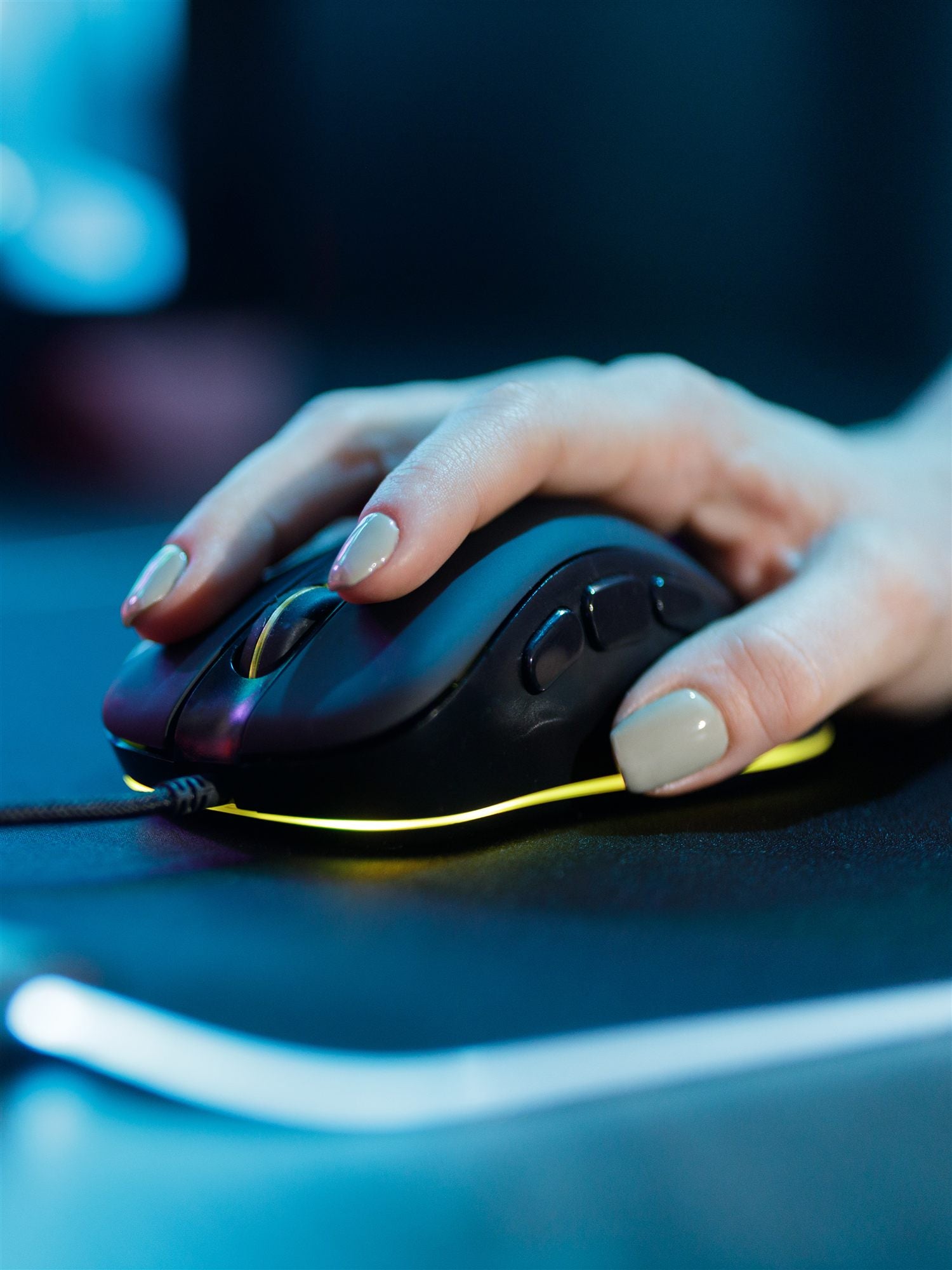 VERBATIM SUREFIRE SILENT FLIGHT RGB-320 GAMING MOUSE PAD WCF (P)