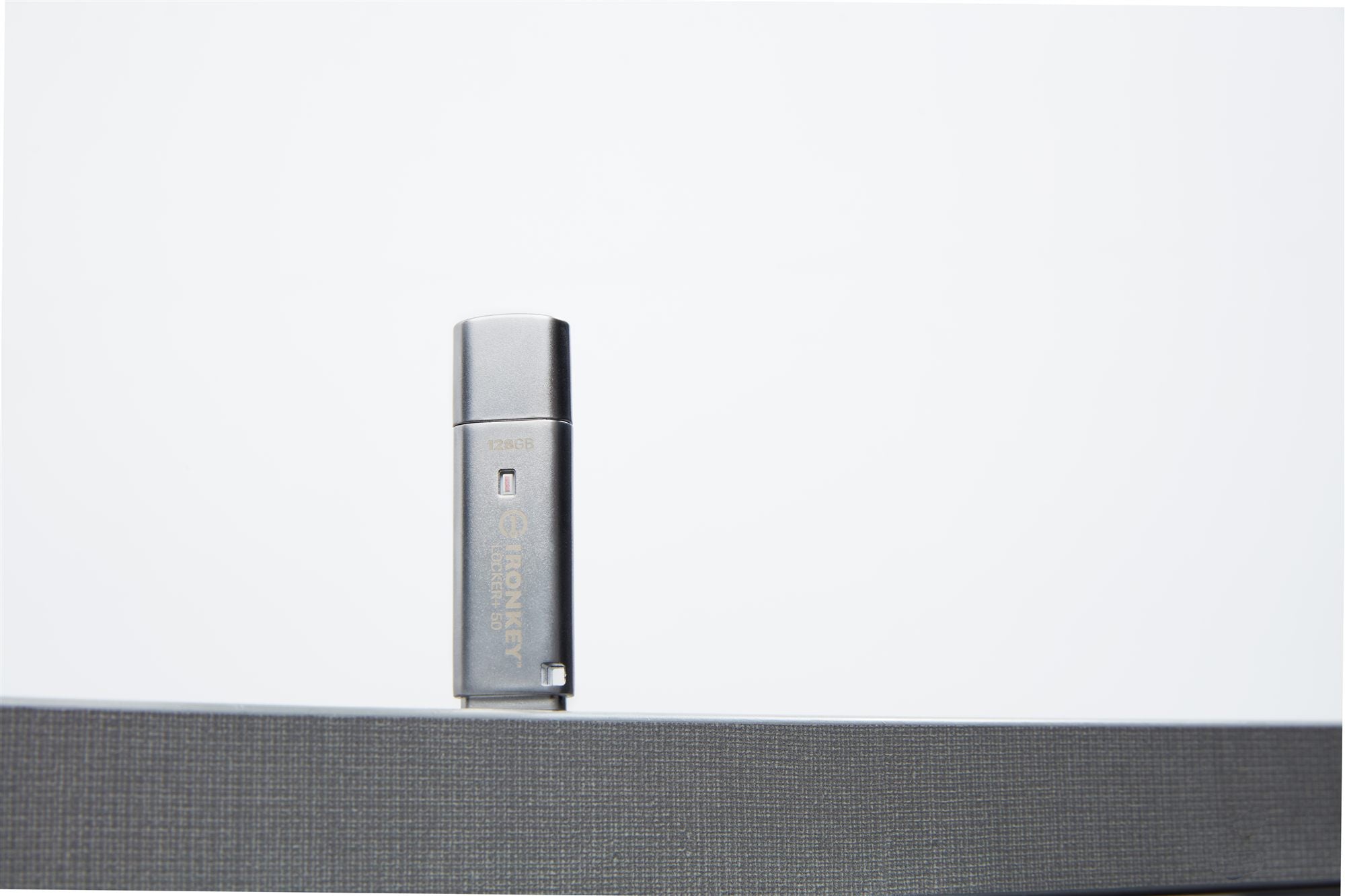 KINGSTON 128Go IKLP50 AES USB w/256bit Encryption