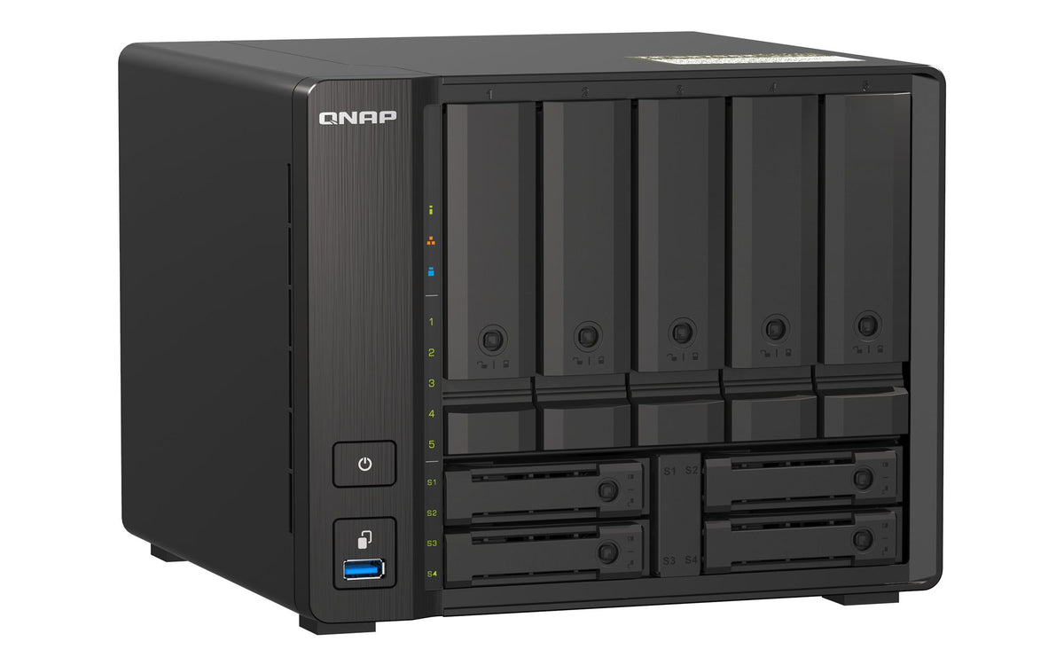 Desktop 9Bay NAS 8B RAM 10Gbe Black