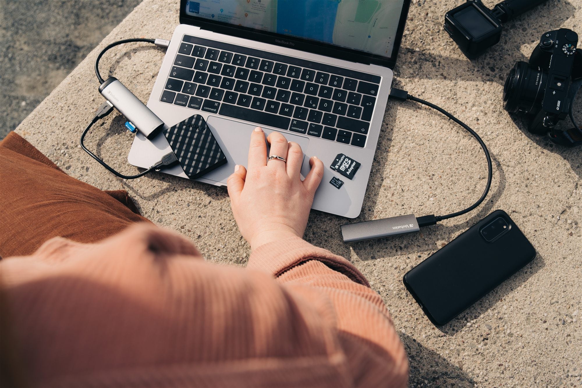 USB-C" MULTIPORT HUB 4-PORT USB 3.2 GEN